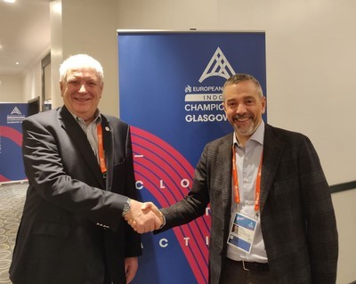 Svein Arne Hansen, presidente de European Athletics, y Maurizio Stroppiana, director general de la División Deportiva de Mondo.