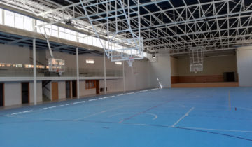 Pabellón del colegio Santa Cruz de Guadalajara, equipado con Mondoflex 2,5 y subbase Everlay 4,7.