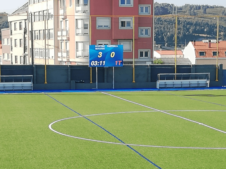 Dos Campos De Fútbol Del Concello De Arteixo (A Coruña) Apuestan Por La ...